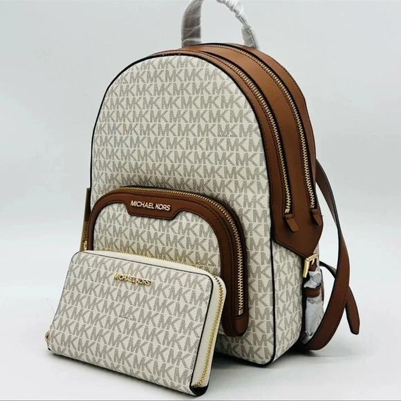 Michael Kors Medium Jaycee Zip Packet Backpack & Large Flat MF Phone Case Wallet - Picture 2 of 15